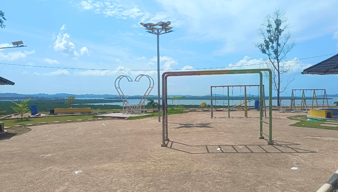 Bukit Barelang Playground
