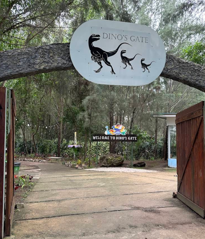 Dino's Gate