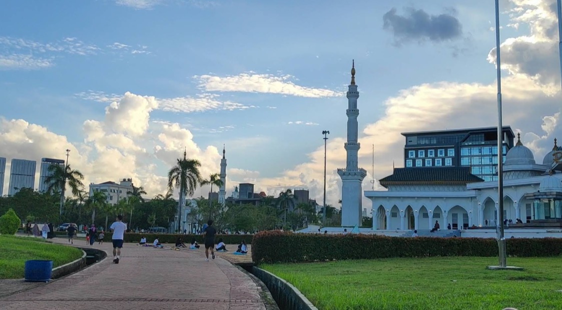 Alun-Alun Engku Putri